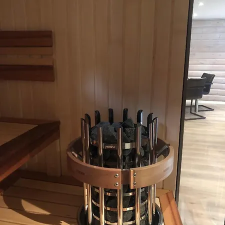 Jolster Sauna Konukevi Skei (Sogn og Fjordane)